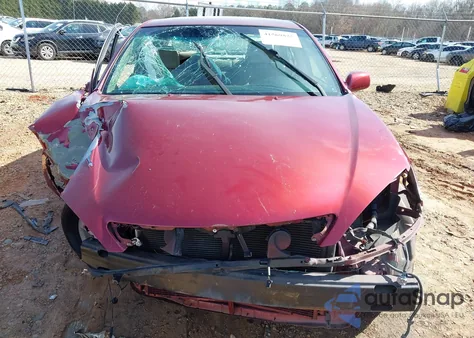 2002 Toyota Camry Se V6 z USA, uszkodzony, nr VIN 4T1BF32K02U006928